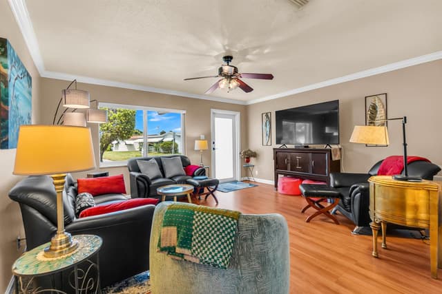 1190 NW 72nd Terrace, Margate FL 33063 - Margate, FL - Photo 3
