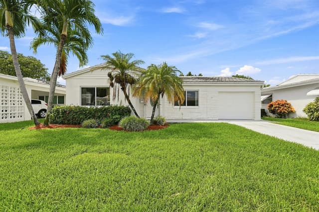 7104 NW 70TH Court, Tamarac FL 33321 - Tamarac, FL - Photo 3