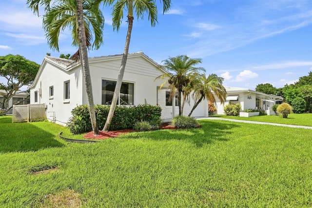 7104 NW 70TH Court, Tamarac FL 33321 - Tamarac, FL - Photo 4