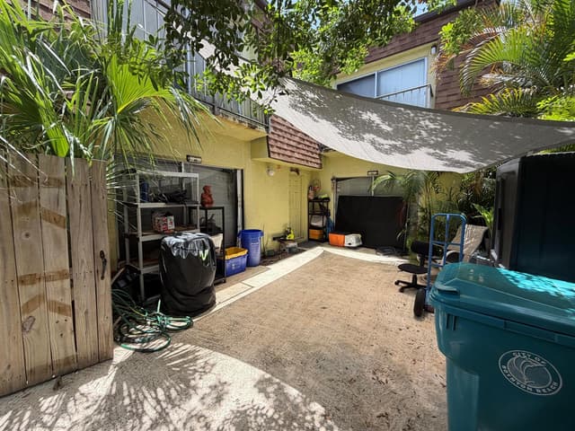 2623 SE 5TH Circle, Boynton Beach FL 33435 - Boynton Beach, FL - Photo 3