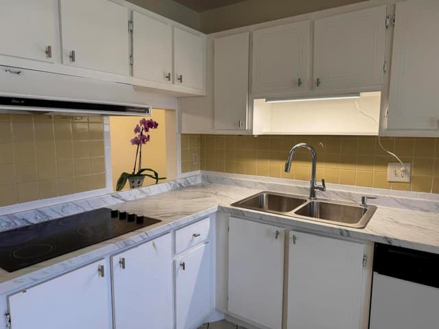 5800 FERNLEY Drive W # 17, West Palm Beach FL 33415 - West Palm Beach, FL - Photo 3