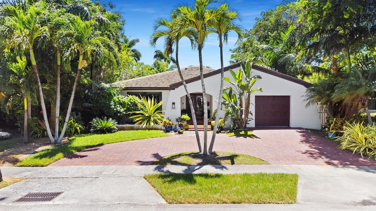 1230 TAYLOR Street, Hollywood FL 33019 - Hollywood, FL - Photo 1