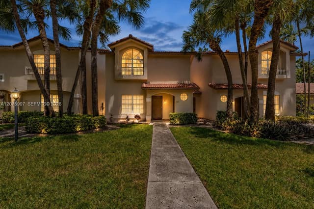 127 NW 108th Ave # 643L, Pembroke Pines FL 33026 - Pembroke Pines, FL - Photo 3