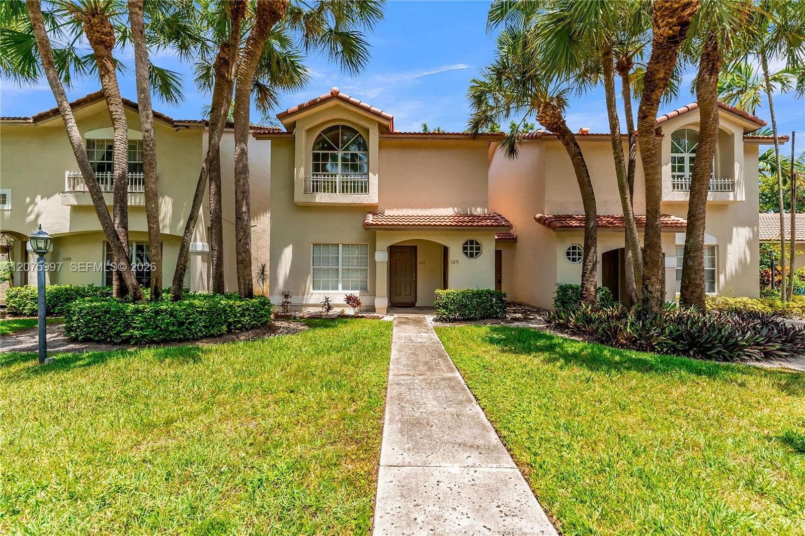 127 NW 108th Ave # 643L, Pembroke Pines FL 33026 - Pembroke Pines, FL - Photo 1