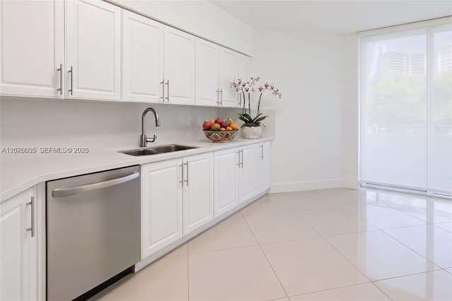3370 Hidden Bay Dr # 102, Aventura FL 33180 - Aventura, FL - Photo 6