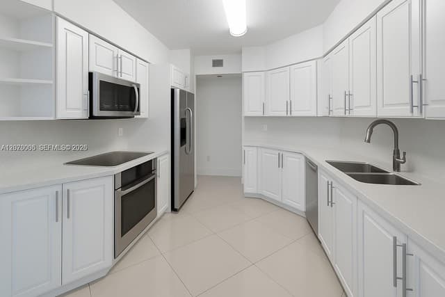 3370 Hidden Bay Dr # 102, Aventura FL 33180 - Aventura, FL - Photo 5