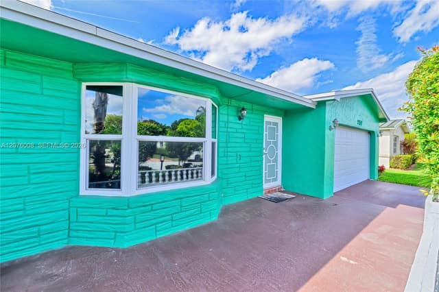 257 NW 79th Ave, Margate FL 33063 - Margate, FL - Photo 7