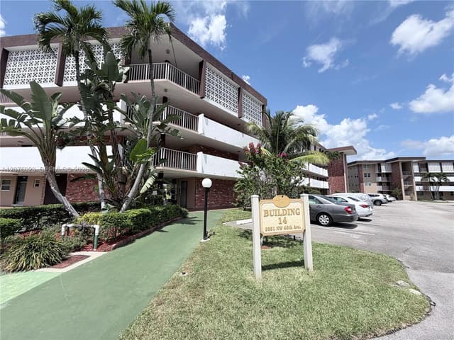 2951 NW 46th Ave # 109, Lauderdale Lakes FL 33313 - Lauderdale Lakes, FL - Photo 2