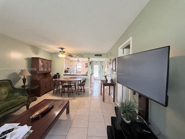 2951 NW 46th Ave # 109, Lauderdale Lakes FL 33313 - Lauderdale Lakes, FL - Photo 3