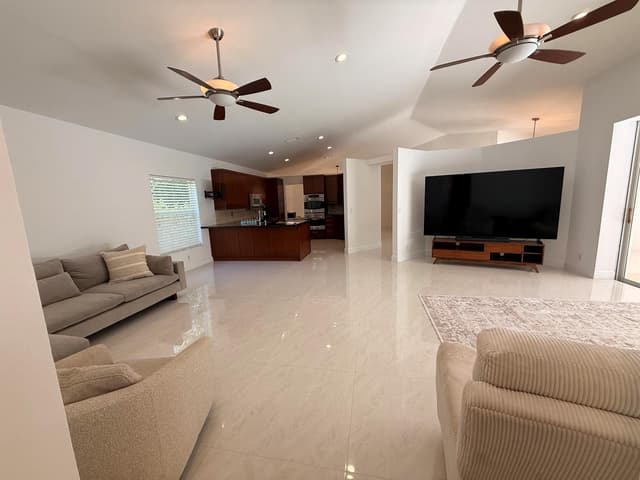 5705 NW 100th Terrace, Coral Springs FL 33076 - Coral Springs, FL - Photo 7