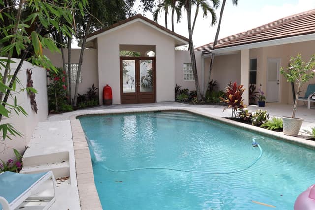 5705 NW 100th Terrace, Coral Springs FL 33076 - Coral Springs, FL - Photo 3