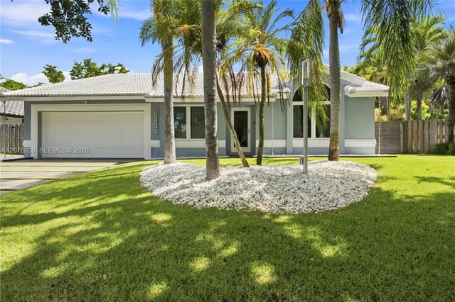 9430 SW 215th Ln, Cutler Bay FL 33189 - Cutler Bay, FL - Photo 3