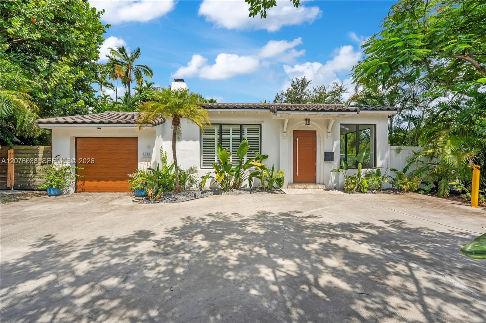 10301 N Miami Ave, Miami Shores FL 33150 - Miami Shores, FL - Photo 1