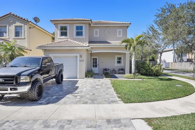 1602 SE 20th Rd, Homestead FL 33035 - Homestead, FL - Photo 2
