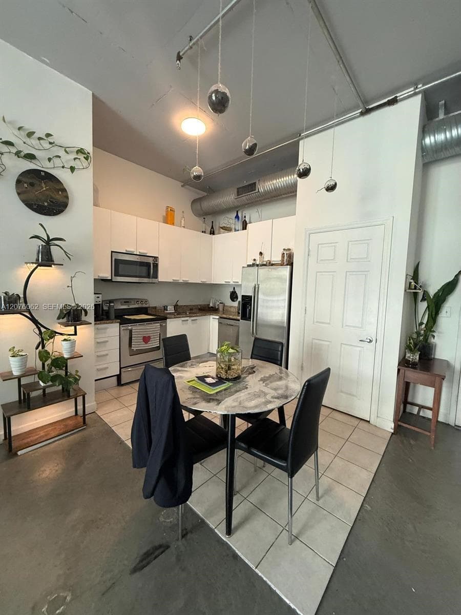 2100 Van Buren St # 216, Hollywood FL 33020