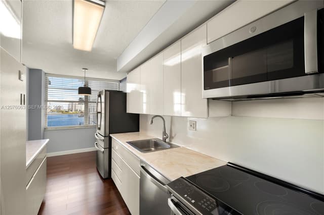 301 174th St # 901, Sunny Isles Beach FL 33160 - Sunny Isles Beach, FL - Photo 7
