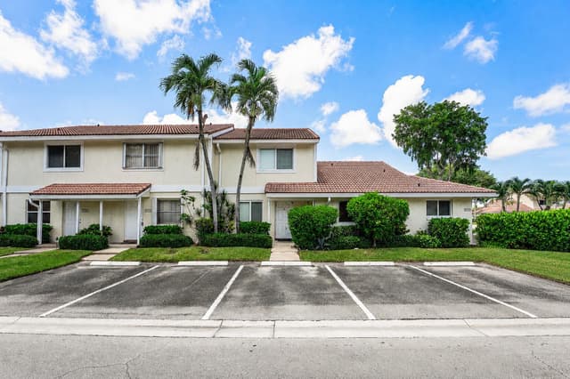 6351 Walk Circle, Boca Raton FL 33433 - Boca Raton, FL - Photo 2