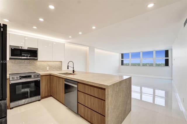1400 S Ocean Dr # 1205, Hollywood FL 33019 - Hollywood, FL - Photo 2