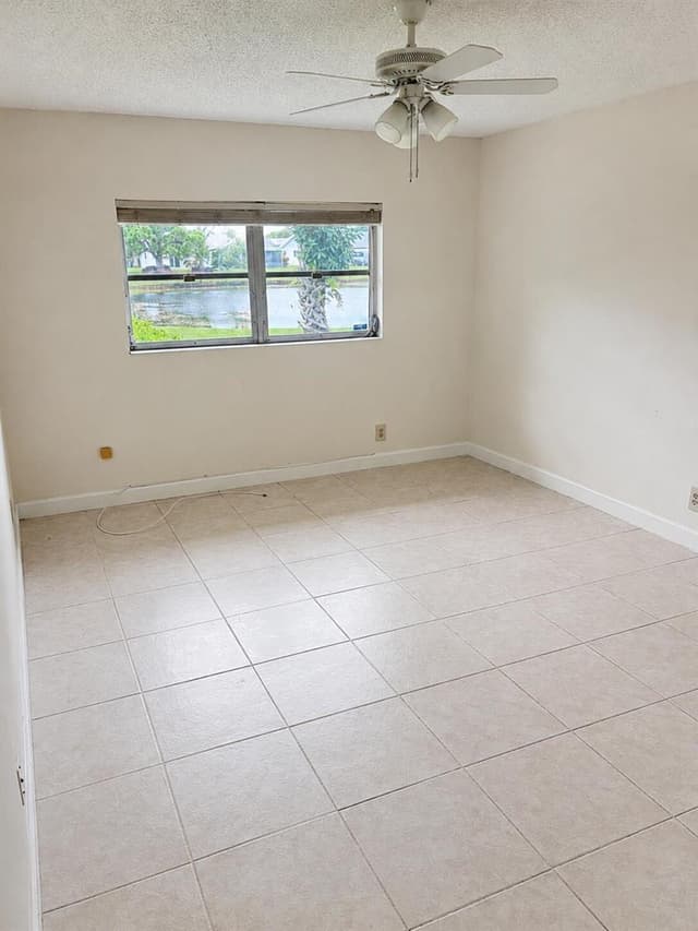 3319 AMERICO Drive, West Palm Beach FL 33417 - West Palm Beach, FL - Photo 5