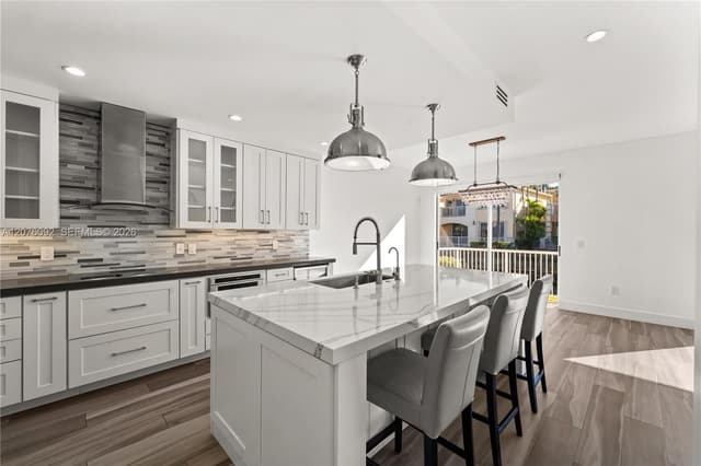 3110 NE 210th Ter, Aventura FL 33180 - Aventura, FL - Photo 5