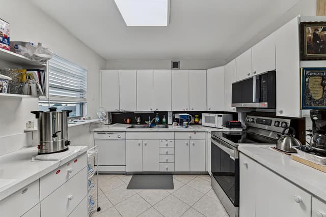 4001 UPMINSTER J # 4001, Deerfield Beach FL 33442 - Deerfield Beach, FL - Photo 3