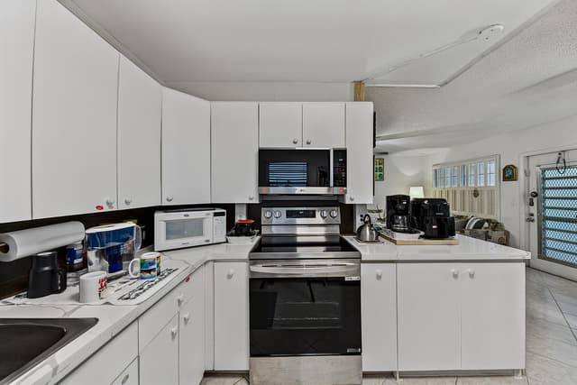 4001 UPMINSTER J # 4001, Deerfield Beach FL 33442 - Deerfield Beach, FL - Photo 4