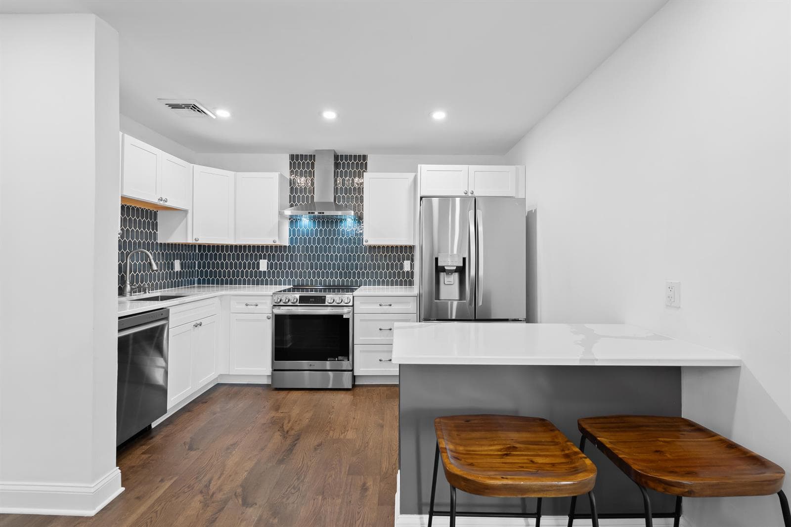 238 SW 10TH Avenue, Delray Beach FL 33444 - Delray Beach, FL - Photo 1