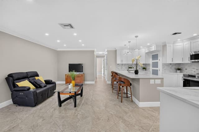 5790 WANDA Lane, Delray Beach FL 33484 - Delray Beach, FL - Photo 4