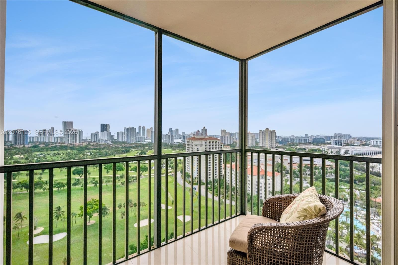 20335 W Country Club Dr # 2409, Aventura FL 33180 - Aventura, FL - Photo 1