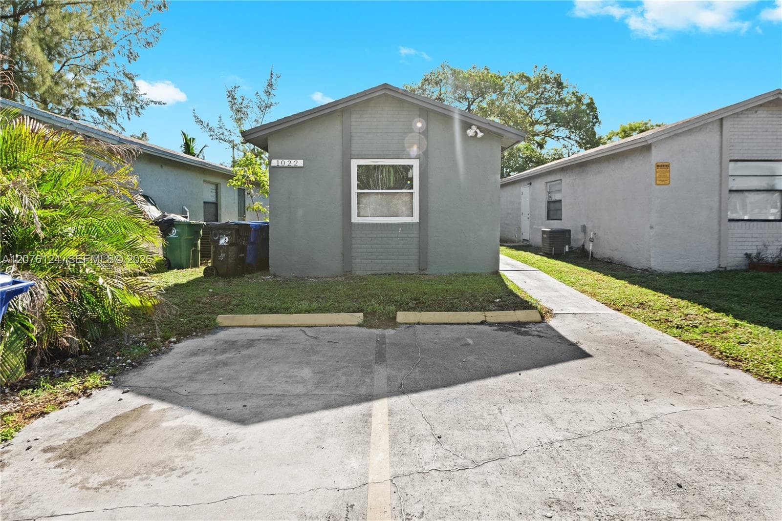 1022 NW 6th Ave, Fort Lauderdale FL 33311 - Fort Lauderdale, FL - Photo 1
