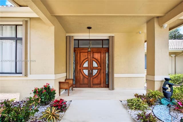 2725 Hunter Rd, Weston FL 33331 - Weston, FL - Photo 4