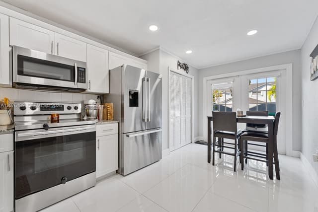 14265 SW 97th Ter, Miami FL 33186 - Miami, FL - Photo 3