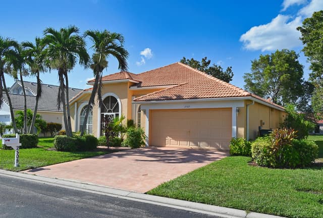 2505 EGRET LAKE Drive, FL 33413 - Photo 4