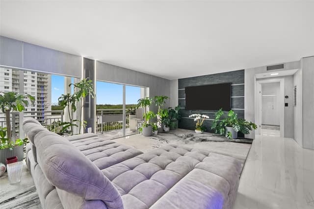 400 Kings Point Dr # 23, Sunny Isles Beach FL 33160 - Sunny Isles Beach, FL - Photo 5