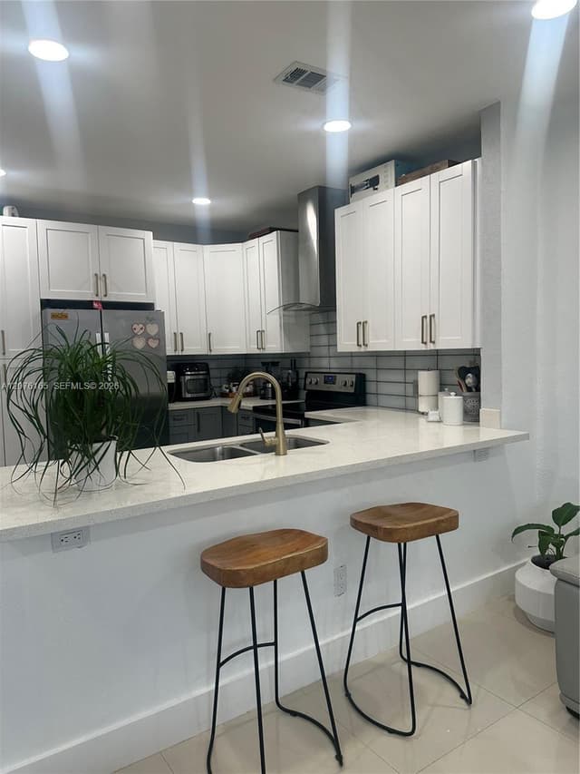 15775 SW 41st St # 68, Miramar FL 33027 - Miramar, FL - Photo 2