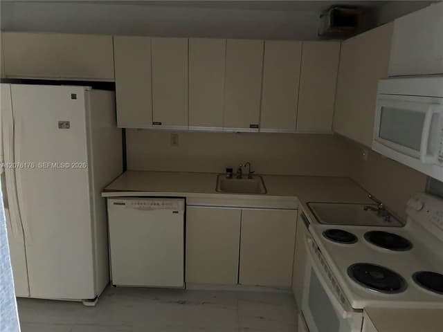 4301 Collins Ave # 402, Miami Beach FL 33140 - Miami Beach, FL - Photo 4