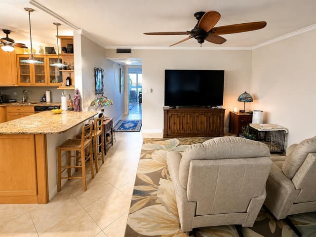 1901 Bermuda Circle # B1, Coconut Creek FL 33066 - Coconut Creek, FL - Photo 6