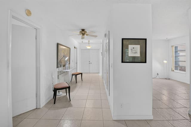 20892 Concord Green Drive E, Boca Raton FL 33433 - Boca Raton, FL - Photo 6