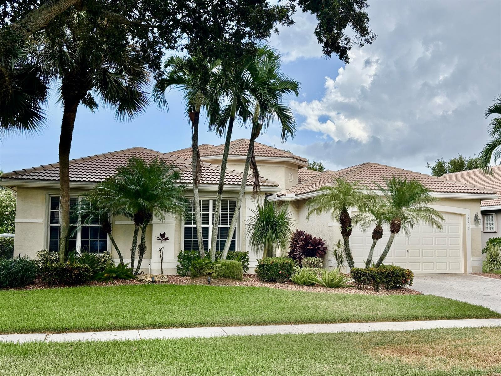 13101 Alhambra Lake Circle, Delray Beach FL 33446 - Delray Beach, FL - Photo 1
