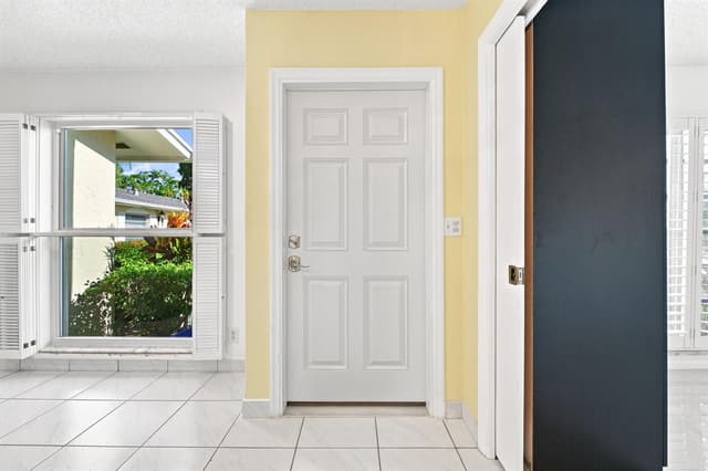 13782 Vía Flora #C, Delray Beach FL 33484 - Delray Beach, FL - Photo 5