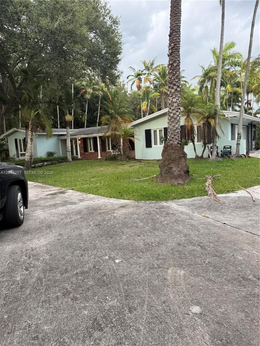 12121 SW 60th Ct, Pinecrest FL 33156 - Pinecrest, FL - Photo 1