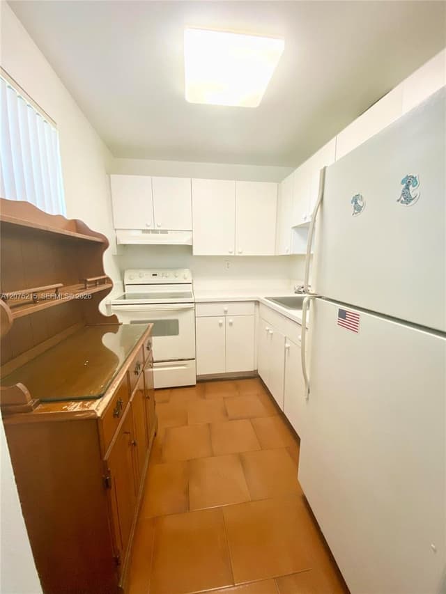 6095 W 18th Ave # S314, Hialeah FL 33012 - Hialeah, FL - Photo 7