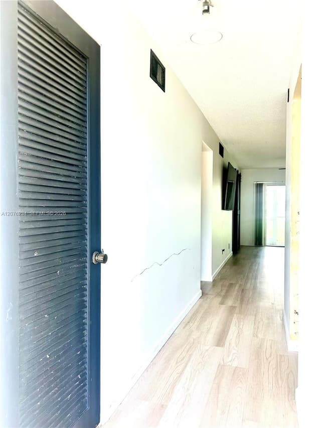 201 Berkley Rd # 102, Hollywood FL 33024 - Hollywood, FL - Photo 3