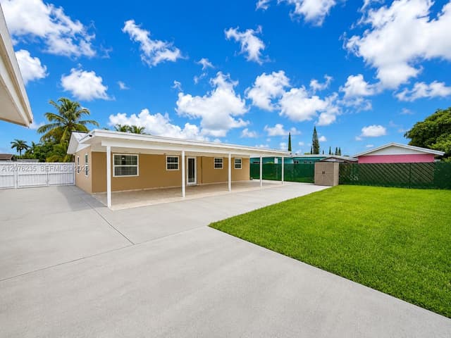 15280 SW 308th St, Homestead FL 33033 - Homestead, FL - Photo 2