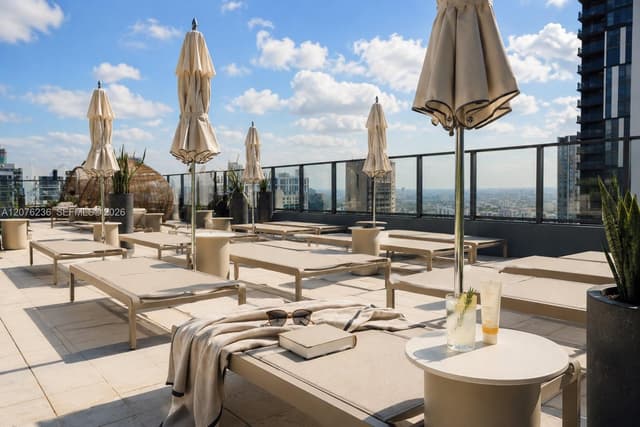 121 NE 5th St # 3712, Miami FL 33132 - Miami, FL - Photo 3