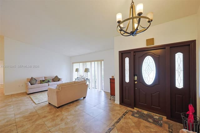 18723 SW 83rd Pl, Cutler Bay FL 33157 - Cutler Bay, FL - Photo 3