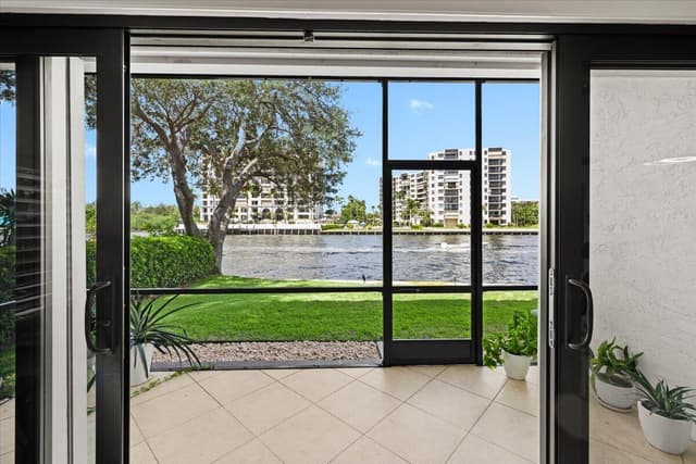 1301 N RIVERSIDE Drive # 1, Pompano Beach FL 33062 - Pompano Beach, FL - Photo 7