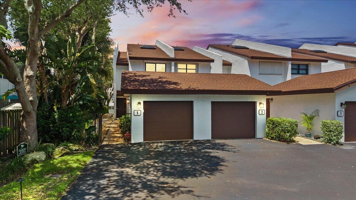 1301 N RIVERSIDE Drive # 1, Pompano Beach FL 33062 - Pompano Beach, FL - Photo 1
