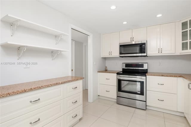 210 Sea View Dr # 207, Key Biscayne FL 33149 - Key Biscayne, FL - Photo 4