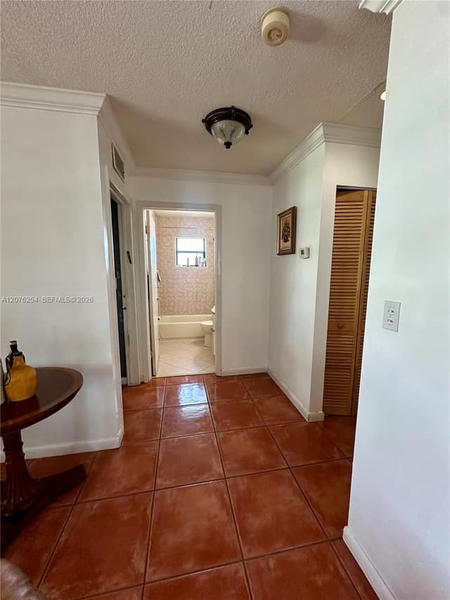 10330 Puerto Rico Dr, Cutler Bay FL 33189 - Cutler Bay, FL - Photo 6